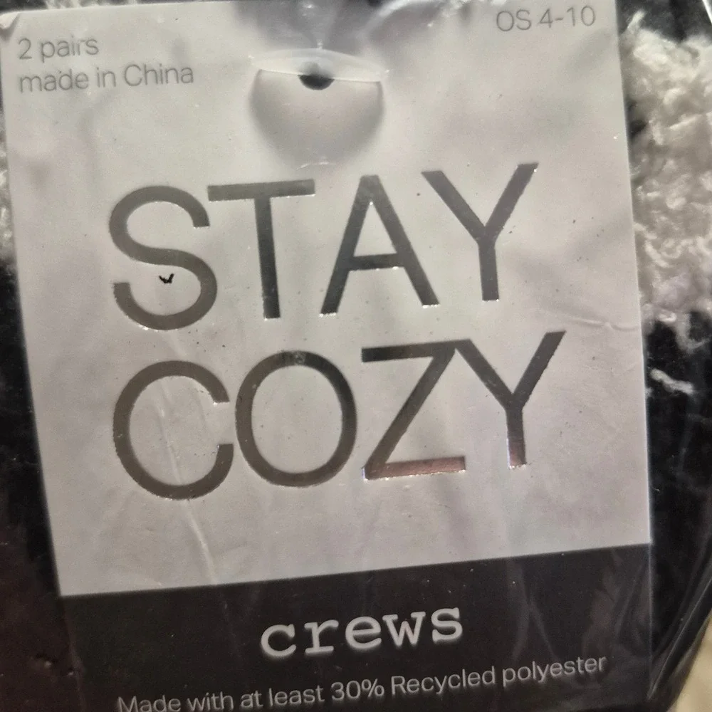 Stay Cozy Penguin Polka Dot Fuzzy Crew Socks 6 Pairs Bundle Black White OS 4-10